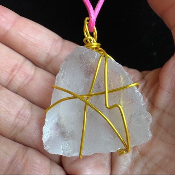 Handmade sea glass pendant gold tone Wire Wrapped Necklace beach glass 5544 - Picture 6 of 8